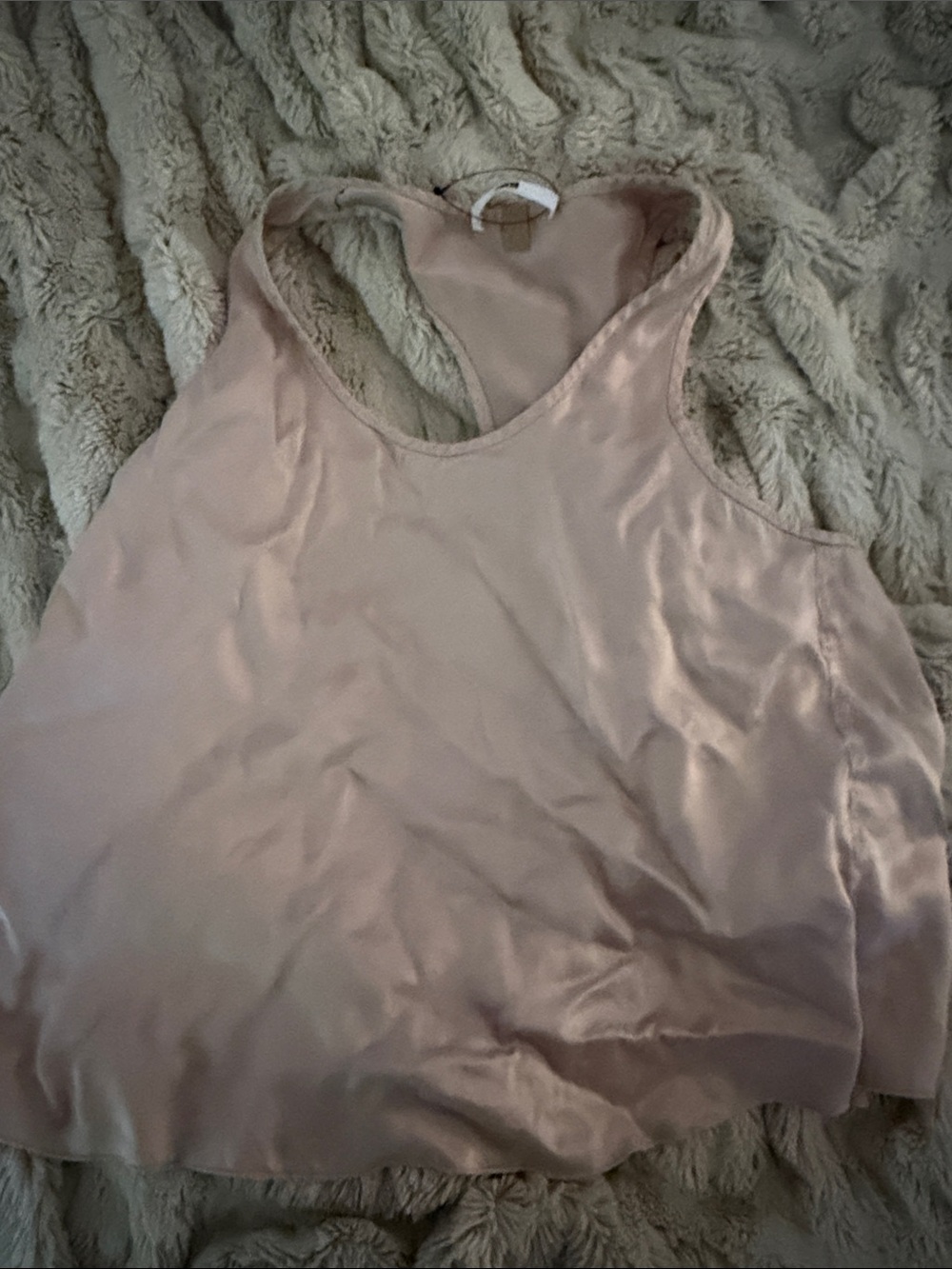 LUNYA silk tulip top